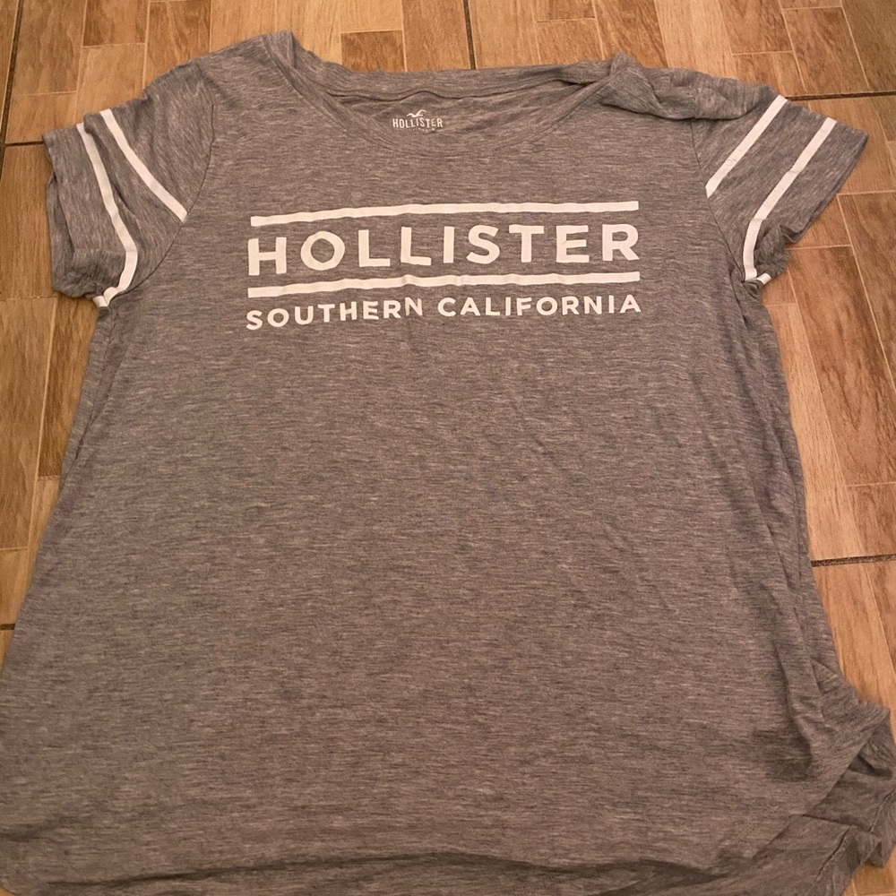 Hollister Gray T Shirt